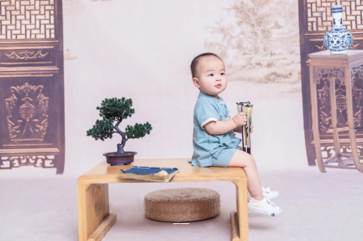 神木怀孕初期肚子胀胀的