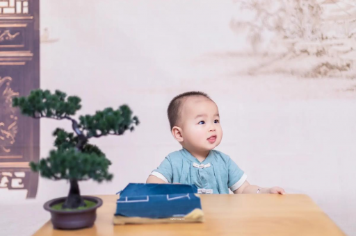 神木宝宝拉屎就哭 神木宝宝拉屎就哭